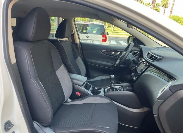 NISSAN QASHQAI ACENTA 1.5DCi 115CV 6 VELOCIDADES MODELO 2019 lleno