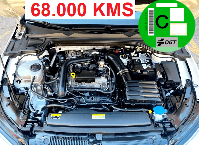 VOLKSWAGEN GOLF VIII 1.0TSi 110CV 6 VELOCIDADES AÑO 2021 lleno