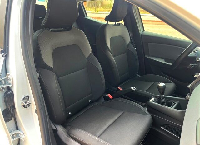 RENAULT CLIO BUSINESS 1.5DCi 90CV 6 VELOCIDADES AÑO 2020 lleno