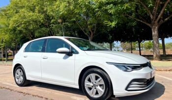 VOLKSWAGEN GOLF VIII 1.0TSi 110CV 6 VELOCIDADES AÑO 2021 lleno