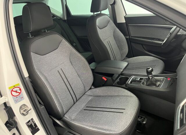SEAT ATECA STYLE PLUS 1.0TSi 110CV 6 VELOCIDADES AÑO 2021 lleno
