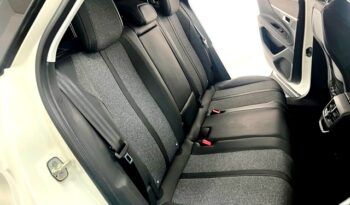 PEUGEOT 3008 ALLURE PACK 1.2i 130CV 6 VELOCIDADES AÑO 2019 lleno