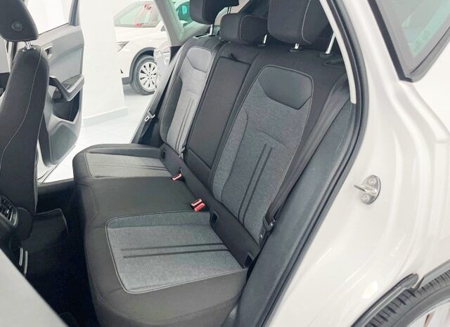 SEAT ATECA STYLE PLUS 1.0TSi 110CV 6 VELOCIDADES AÑO 2021 lleno