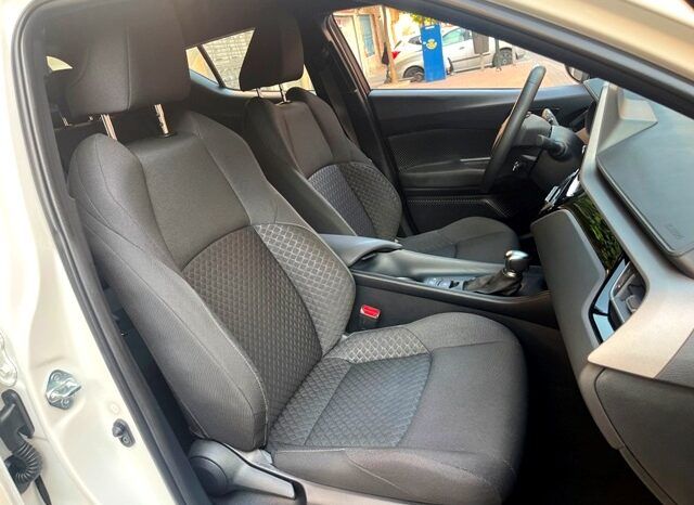 TOYOTA CHR ACTIVE 125H HYBRID AÑO 2022 lleno