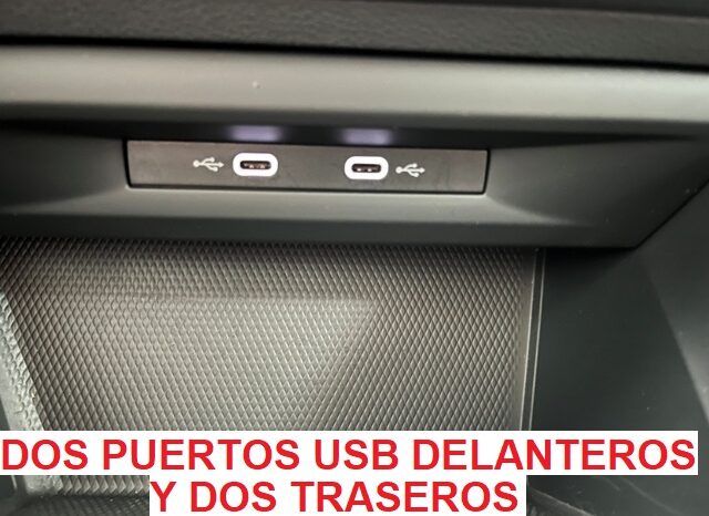 VOLKSWAGEN GOLF VIII 1.0TSi 110CV 6 VELOCIDADES AÑO 2021 lleno