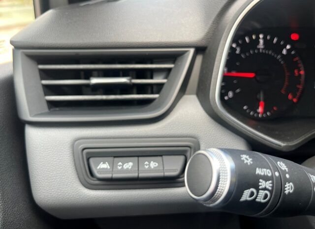 RENAULT CLIO BUSINESS 1.5DCi 90CV 6 VELOCIDADES AÑO 2020 lleno