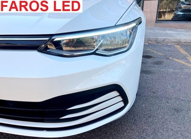 VOLKSWAGEN GOLF VIII 1.0TSi 110CV 6 VELOCIDADES AÑO 2021 lleno