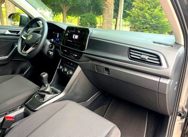 VOLKSWAGEN T ROC BUSINESS 1.0TSi 115CV 6 VELOCIDADES AÑO 2024 lleno