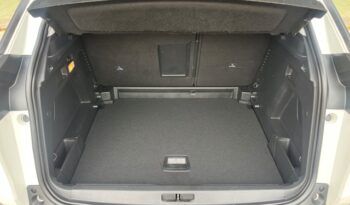 PEUGEOT 3008 ALLURE PACK 1.2i 130CV 6 VELOCIDADES AÑO 2019 lleno