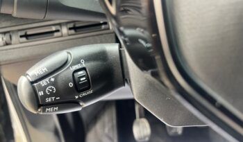 PEUGEOT 3008 ALLURE PACK 1.2i 130CV 6 VELOCIDADES AÑO 2019 lleno