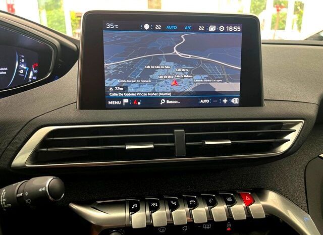 PEUGEOT 3008 ALLURE PACK 1.2i 130CV 6 VELOCIDADES AÑO 2019 lleno