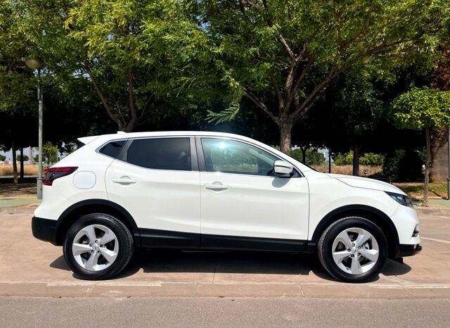 NISSAN QASHQAI ACENTA 1.5DCi 115CV 6 VELOCIDADES MODELO 2019 lleno