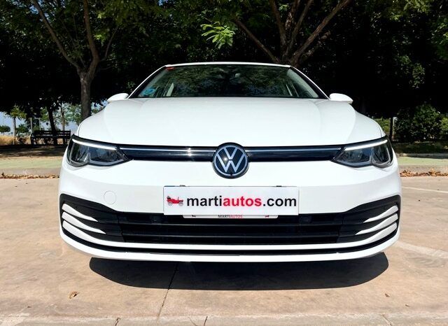 VOLKSWAGEN GOLF VIII 1.0TSi 110CV 6 VELOCIDADES AÑO 2021 lleno