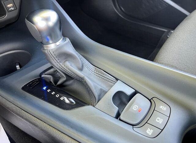 TOYOTA CHR ACTIVE 125H HYBRID AÑO 2022 lleno