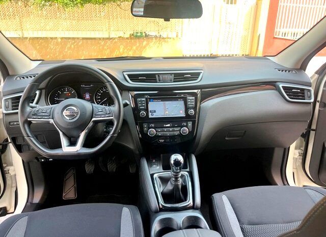NISSAN QASHQAI ACENTA 1.5DCi 115CV 6 VELOCIDADES MODELO 2019 lleno