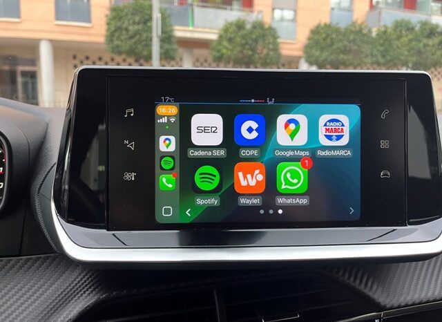 PEUGEOT 2008 ACTIVE 1.2i 100CV 6 VELOCIDADES MODELO 2022 lleno