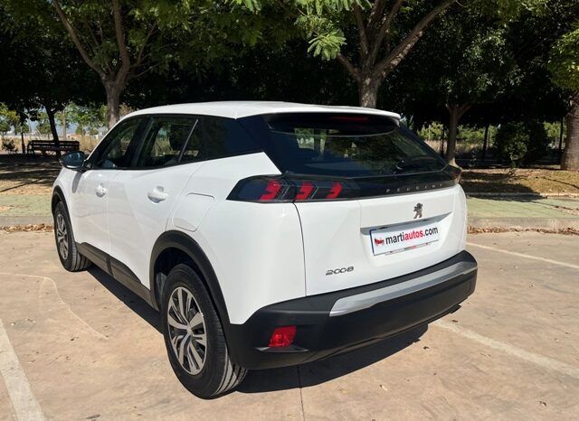 PEUGEOT 2008 ACTIVE 1.2i 100CV 6 VELOCIDADES MODELO 2022 lleno