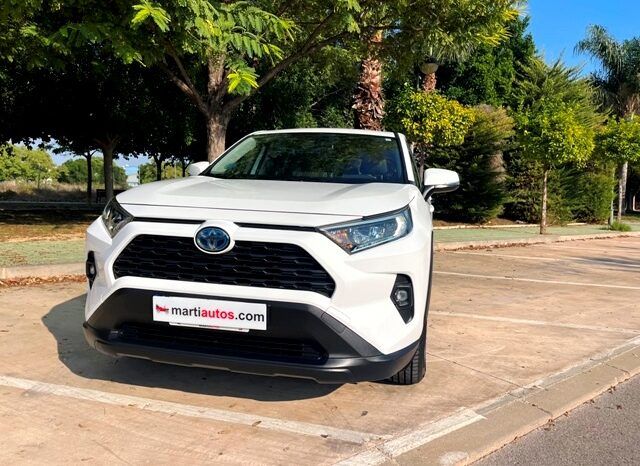 TOYOTA RAV4 HYBRID BUSINESS AÑO 2022 lleno