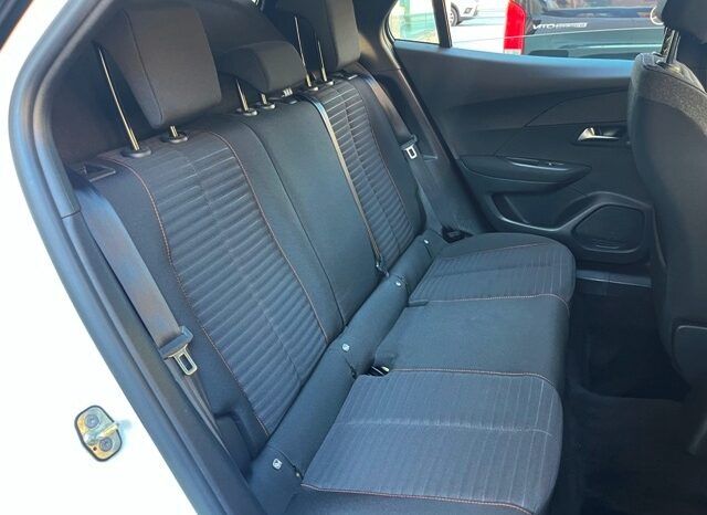 PEUGEOT 2008 ACTIVE 1.2i 100CV 6 VELOCIDADES MODELO 2022 lleno