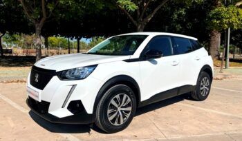 PEUGEOT 2008 ACTIVE 1.2i 100CV 6 VELOCIDADES MODELO 2022 lleno