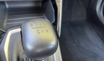 PEUGEOT 2008 ACTIVE 1.2i 100CV 6 VELOCIDADES MODELO 2022 lleno