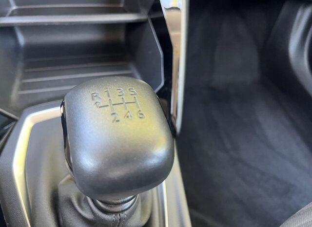 PEUGEOT 2008 ACTIVE 1.2i 100CV 6 VELOCIDADES MODELO 2022 lleno