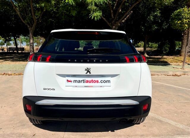 PEUGEOT 2008 ACTIVE 1.2i 100CV 6 VELOCIDADES MODELO 2022 lleno