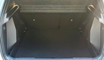 PEUGEOT 2008 ACTIVE 1.2i 100CV 6 VELOCIDADES MODELO 2022 lleno