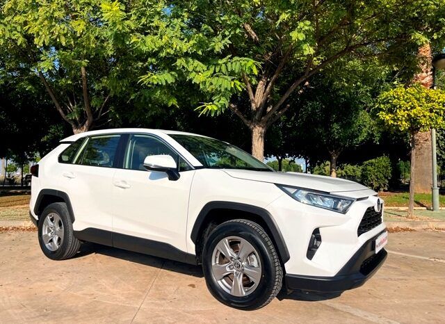 TOYOTA RAV4 HYBRID BUSINESS AÑO 2022 lleno