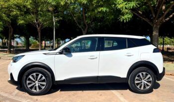 PEUGEOT 2008 ACTIVE 1.2i 100CV 6 VELOCIDADES MODELO 2022 lleno