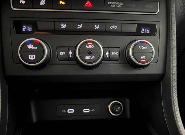 SEAT ATECA STYLE 1.5 TSi 150CV DSG – AUTOMATICO AÑO 2021 lleno