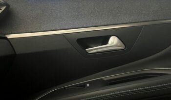 PEUGEOT 3008 ALLURE PACK 1.2i 130CV AT8 – AUTOMATICO AÑO 2021 lleno