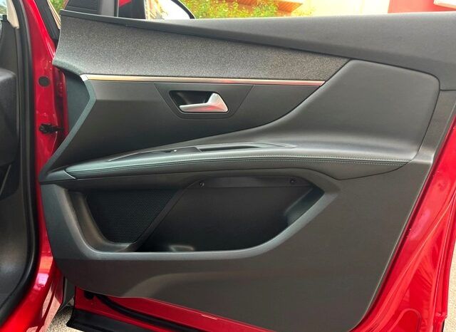 PEUGEOT 3008 ALLURE PACK 1.2i 130CV AT8 – AUTOMATICO AÑO 2021 lleno