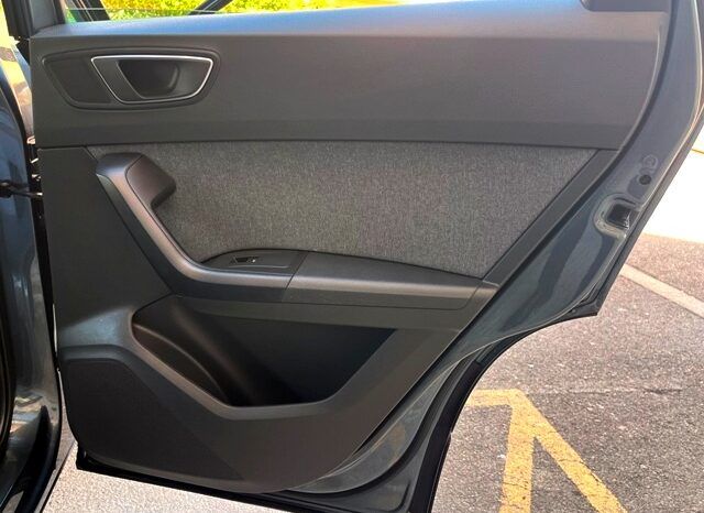 SEAT ATECA STYLE 1.5 TSi 150CV DSG – AUTOMATICO AÑO 2021 lleno