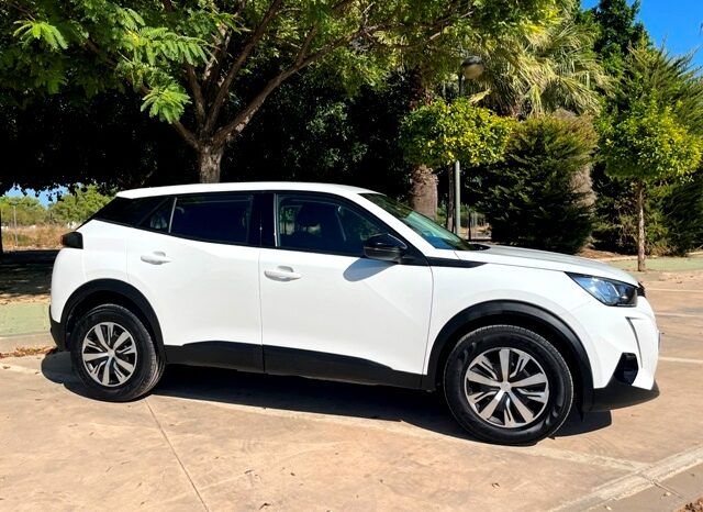 PEUGEOT 2008 ACTIVE 1.2i 100CV 6 VELOCIDADES MODELO 2022 lleno