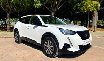 PEUGEOT 2008 ACTIVE 1.2i 100CV 6 VELOCIDADES MODELO 2022 lleno