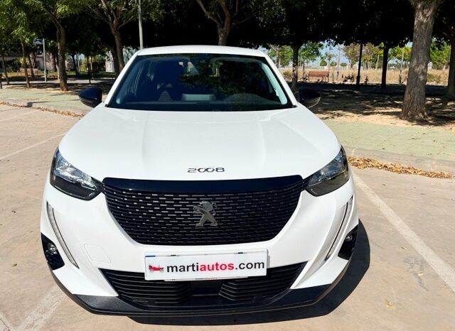 PEUGEOT 2008 ACTIVE 1.2i 100CV 6 VELOCIDADES MODELO 2022 lleno