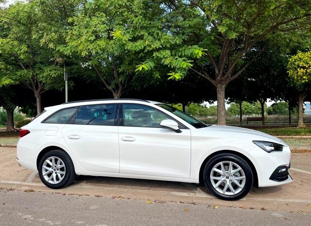 SEAT LEON ST STYLE1.5 TSi 130CV 6 VELOCIDADES AÑO 10-2021 lleno
