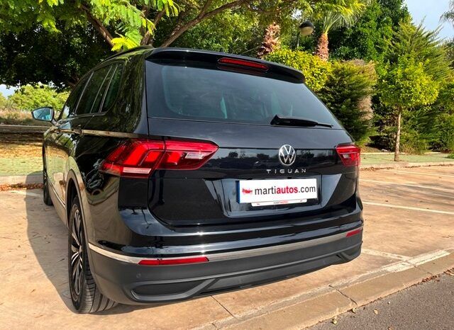VOLKSWAGEN TIGUAN LIFE 2.0TDi 150CV DSG – AUTOMATICO AÑO 2021 lleno