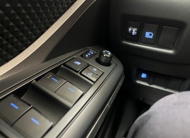 TOYOTA CHR ACTIVE 125H HYBRID AÑO 2021 lleno