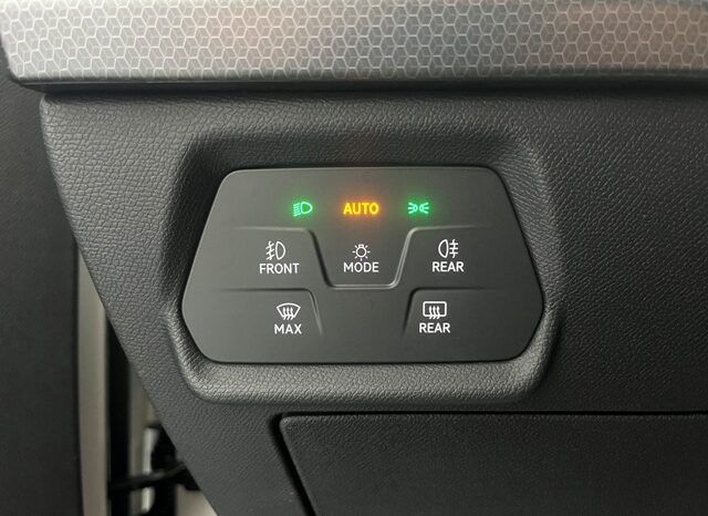 SEAT LEON ST STYLE1.5 TSi 130CV 6 VELOCIDADES AÑO 10-2021 lleno