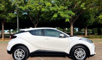 TOYOTA CHR ACTIVE 125H HYBRID AÑO 2021 lleno