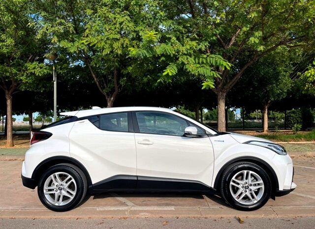 TOYOTA CHR ACTIVE 125H HYBRID AÑO 2021 lleno