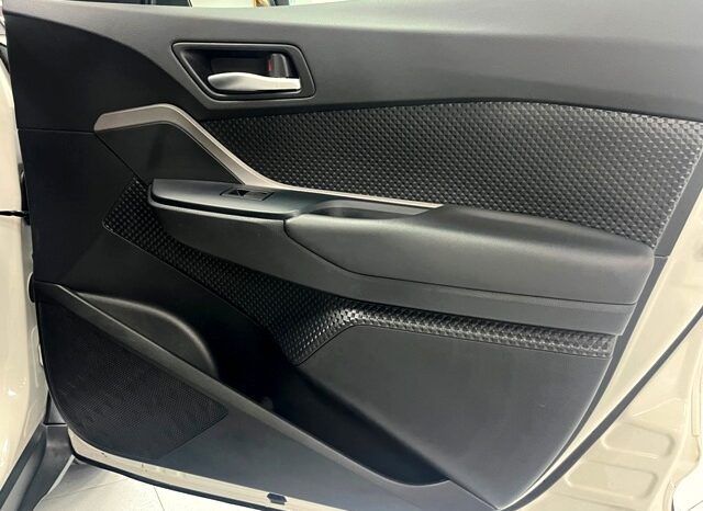 TOYOTA CHR ACTIVE 125H HYBRID AÑO 2021 lleno