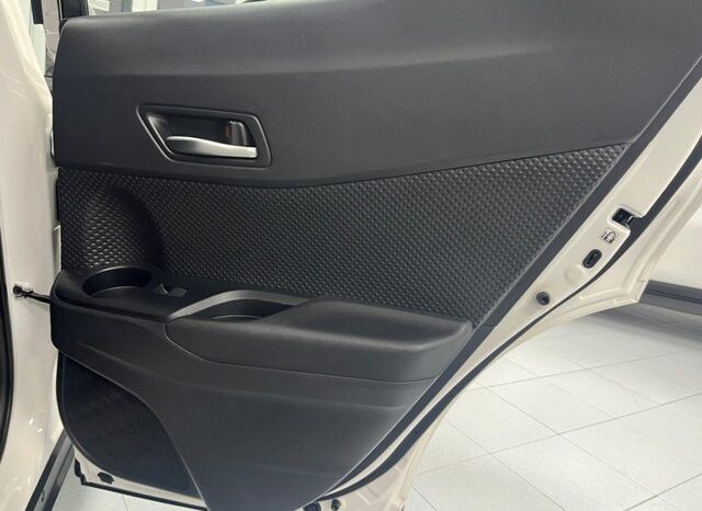 TOYOTA CHR ACTIVE 125H HYBRID AÑO 2021 lleno