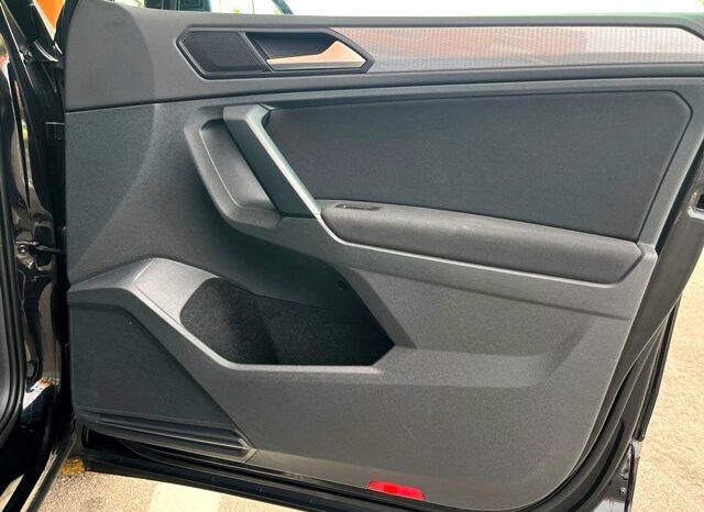 VOLKSWAGEN TIGUAN LIFE 2.0TDi 150CV DSG – AUTOMATICO AÑO 2021 lleno