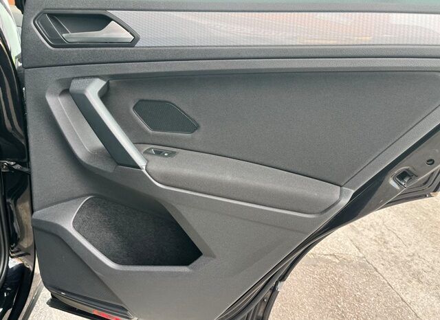 VOLKSWAGEN TIGUAN LIFE 2.0TDi 150CV DSG – AUTOMATICO AÑO 2021 lleno