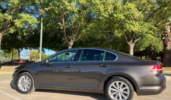 VOLKSWAGEN PASSAT ADVANCE 2.0TDi 150CV AÑO 2018 lleno