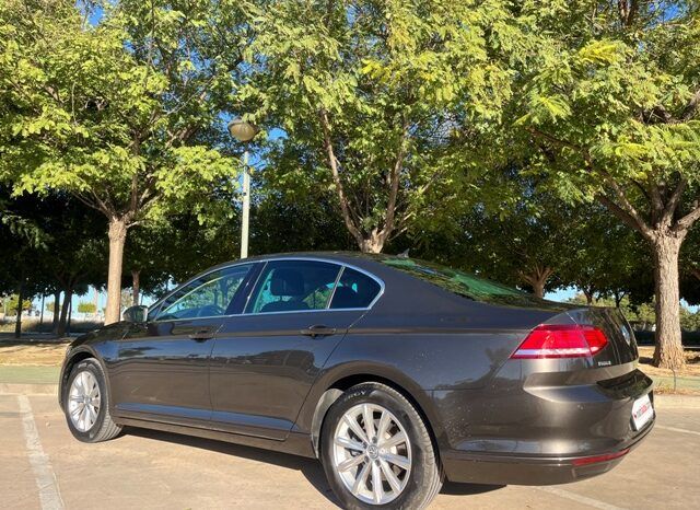 VOLKSWAGEN PASSAT ADVANCE 2.0TDi 150CV AÑO 2018 lleno