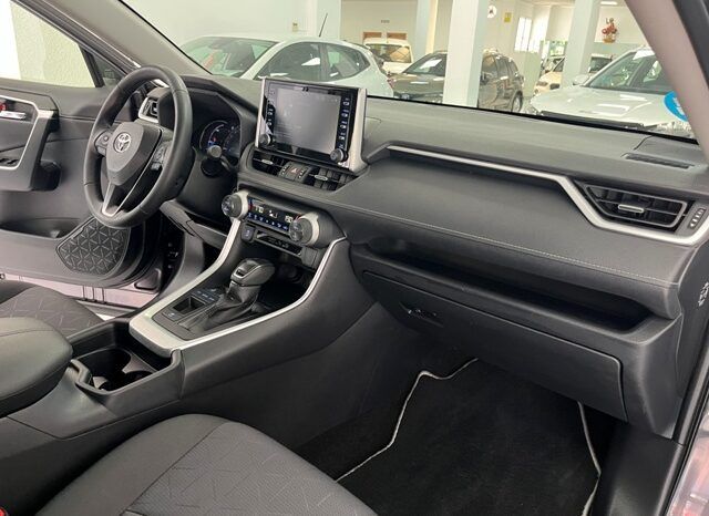 TOYOTA RAV4 ADVANCE 220H HYBRID MODELO 2022 lleno